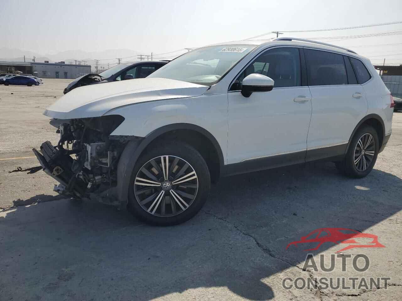 VOLKSWAGEN TIGUAN 2018 - 3VV3B7AX4JM032915