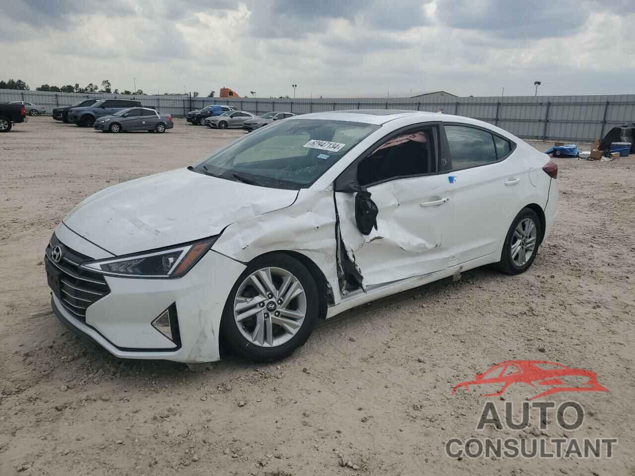 HYUNDAI ELANTRA 2020 - 5NPD84LF8LH614996