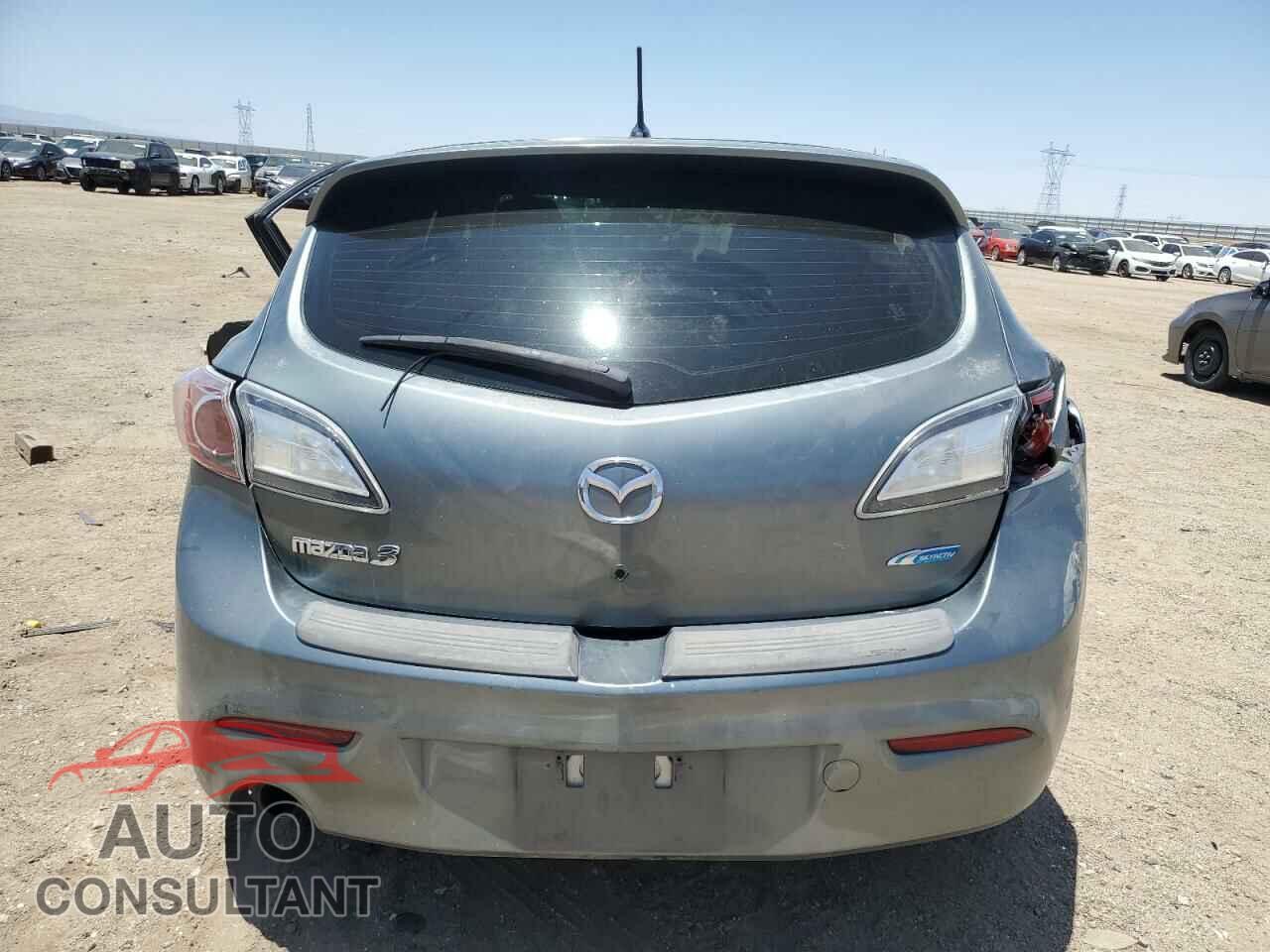 MAZDA 3 2012 - JM1BL1L81C1641003
