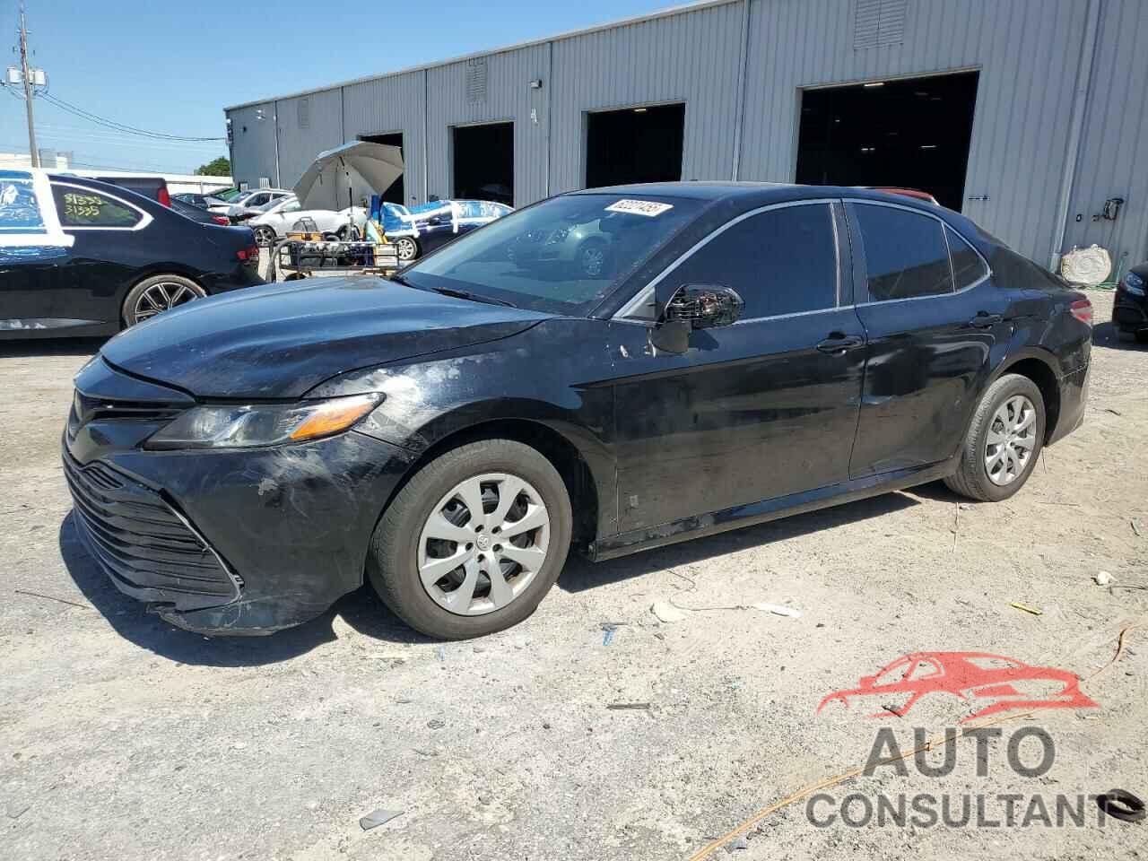 TOYOTA CAMRY 2018 - 4T1B11HK3JU643496
