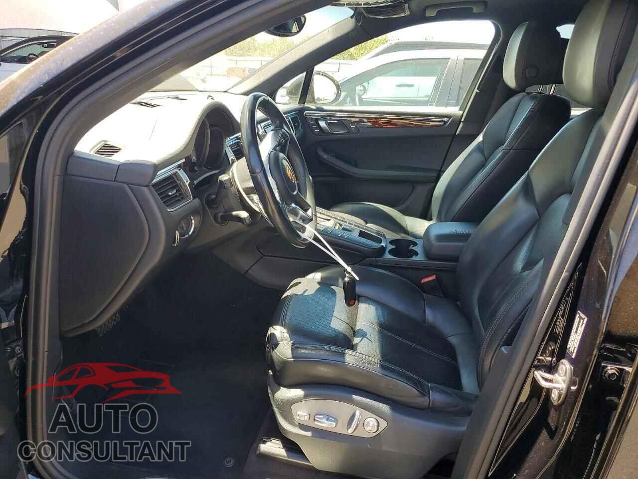 PORSCHE MACAN 2015 - WP1AB2A53FLB71495