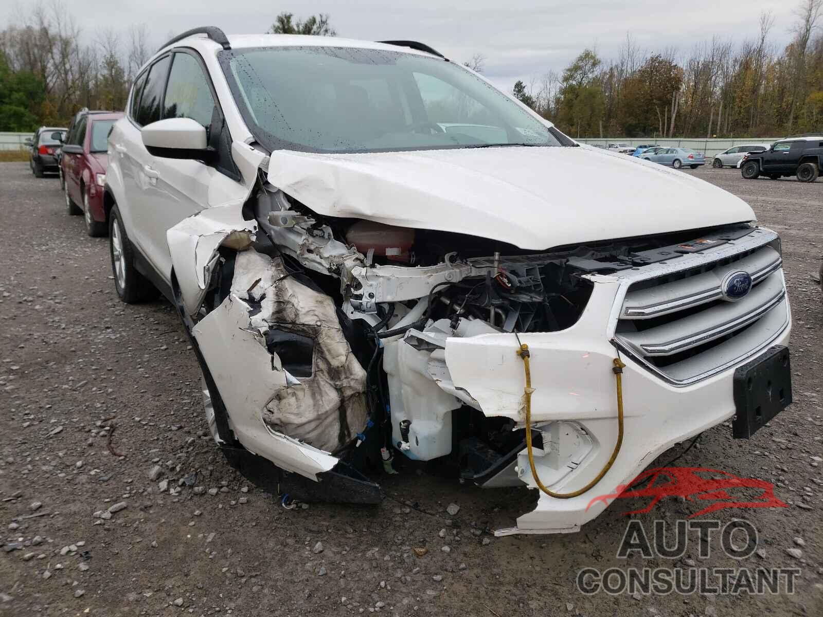 FORD ESCAPE 2018 - 1FMCU0GD8JUB22122