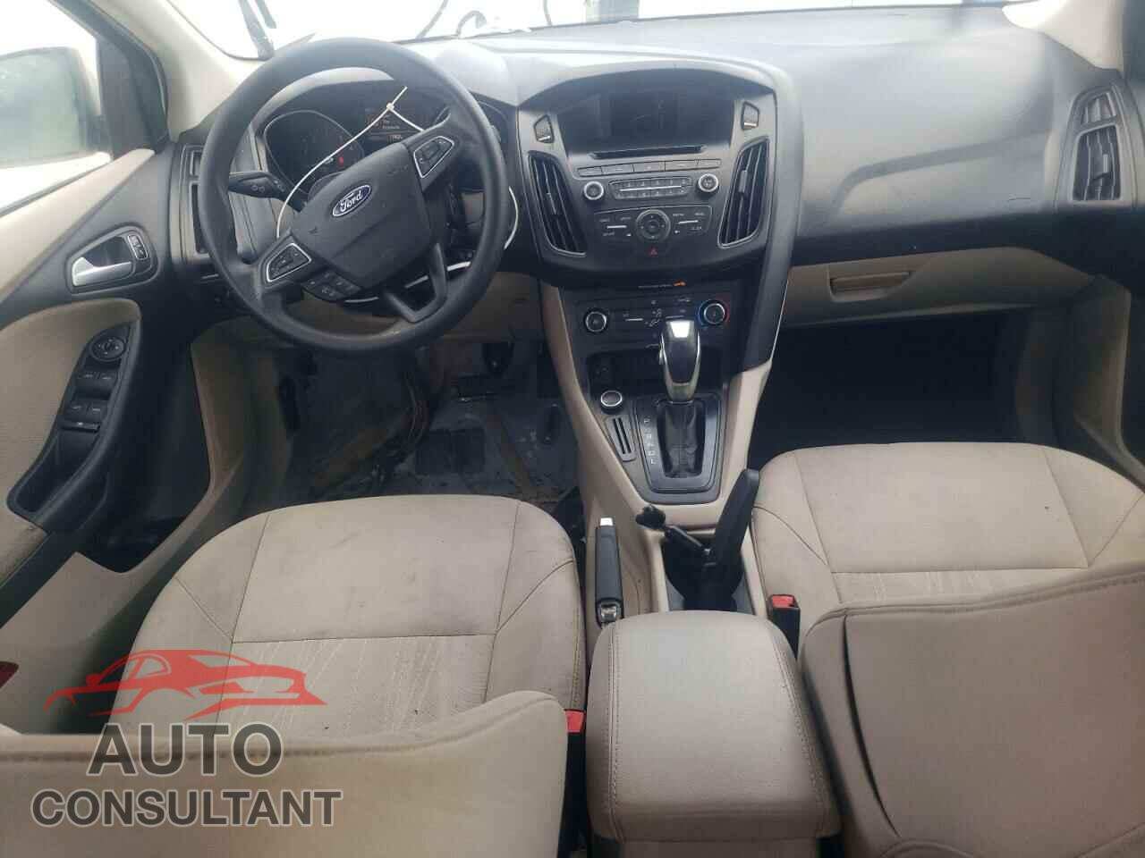FORD FOCUS 2015 - 1FADP3F21FL250352