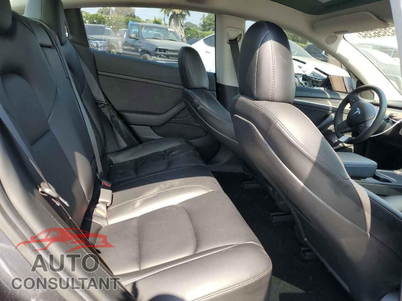 TESLA MODEL 3 2021 - 5YJ3E1EC2MF072929