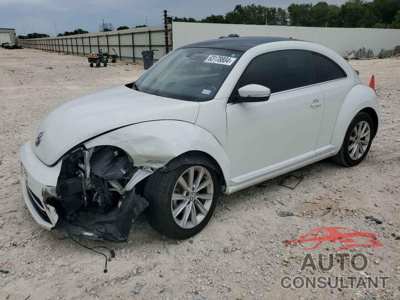 VOLKSWAGEN BEETLE 2019 - 3VWJD7AT4KM710591