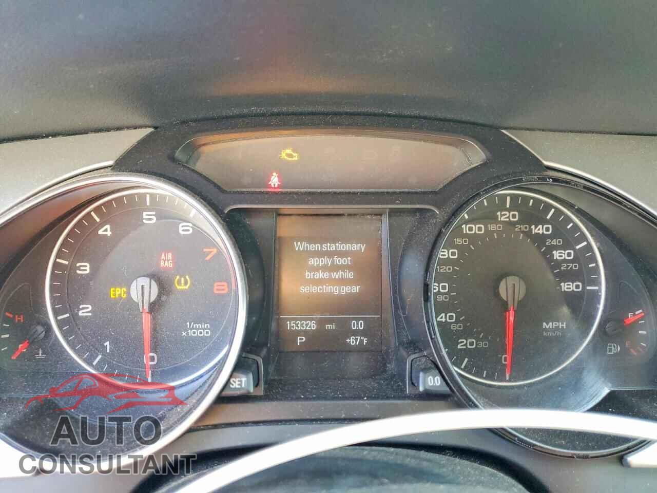 AUDI A5 2011 - WAULFAFH4BN013898