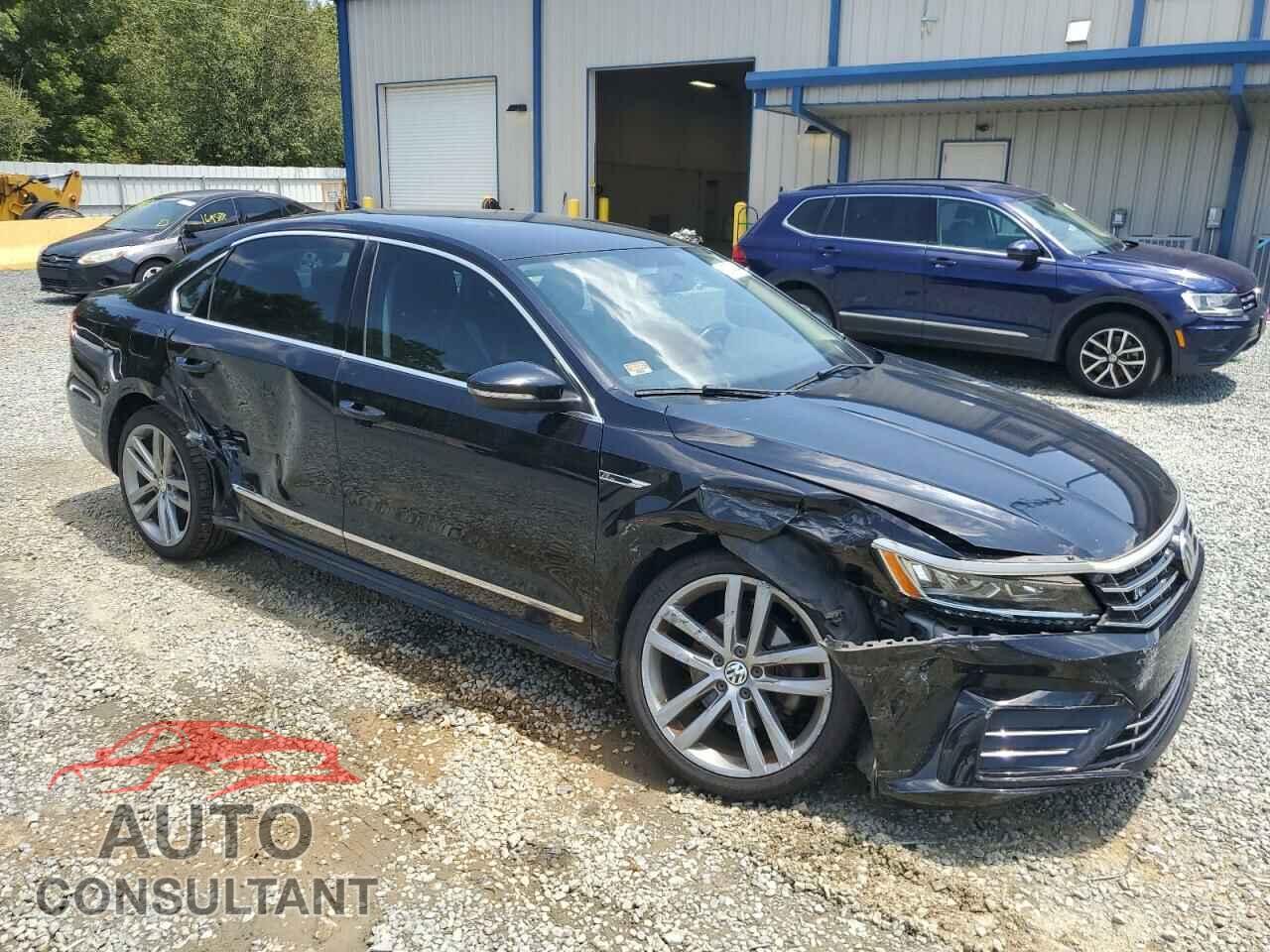 VOLKSWAGEN PASSAT 2017 - 1VWDT7A31HC080538