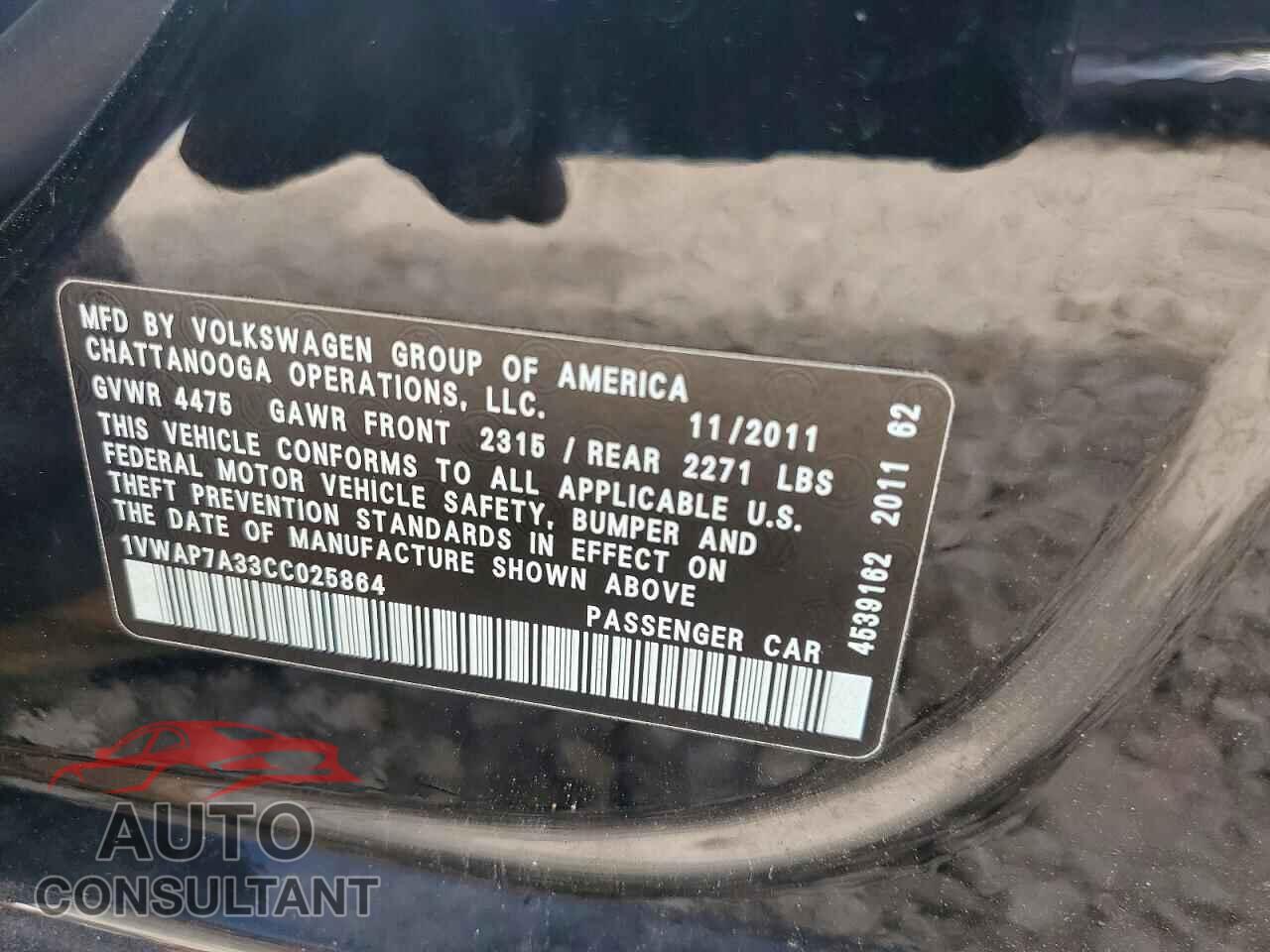 VOLKSWAGEN PASSAT 2012 - 1VWAP7A33CC025864