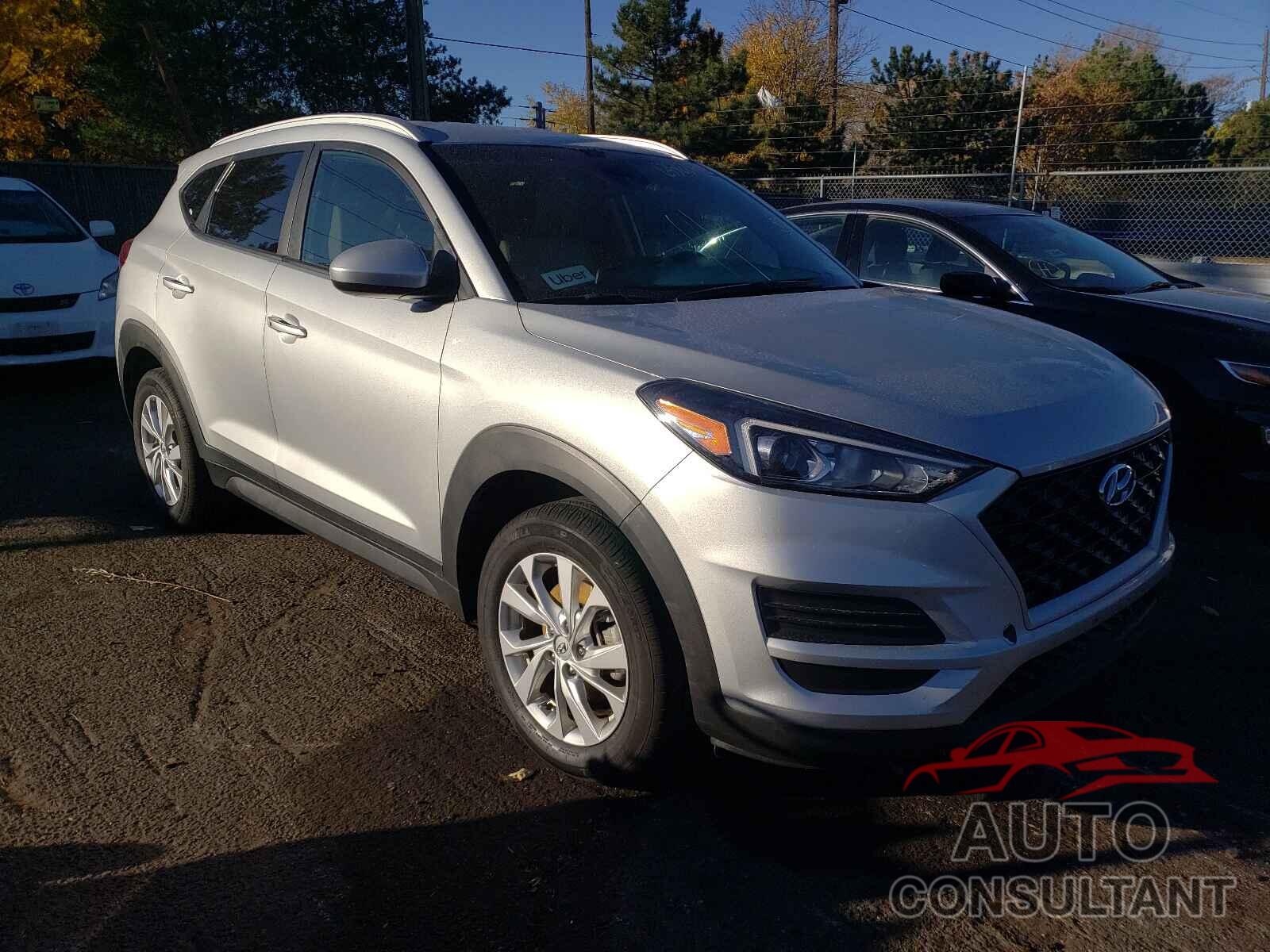 HYUNDAI TUCSON 2019 - KM8J33A4XKU904086