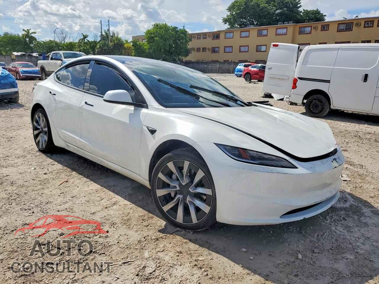 TESLA MODEL 3 2024 - 5YJ3E1EA0RF749000