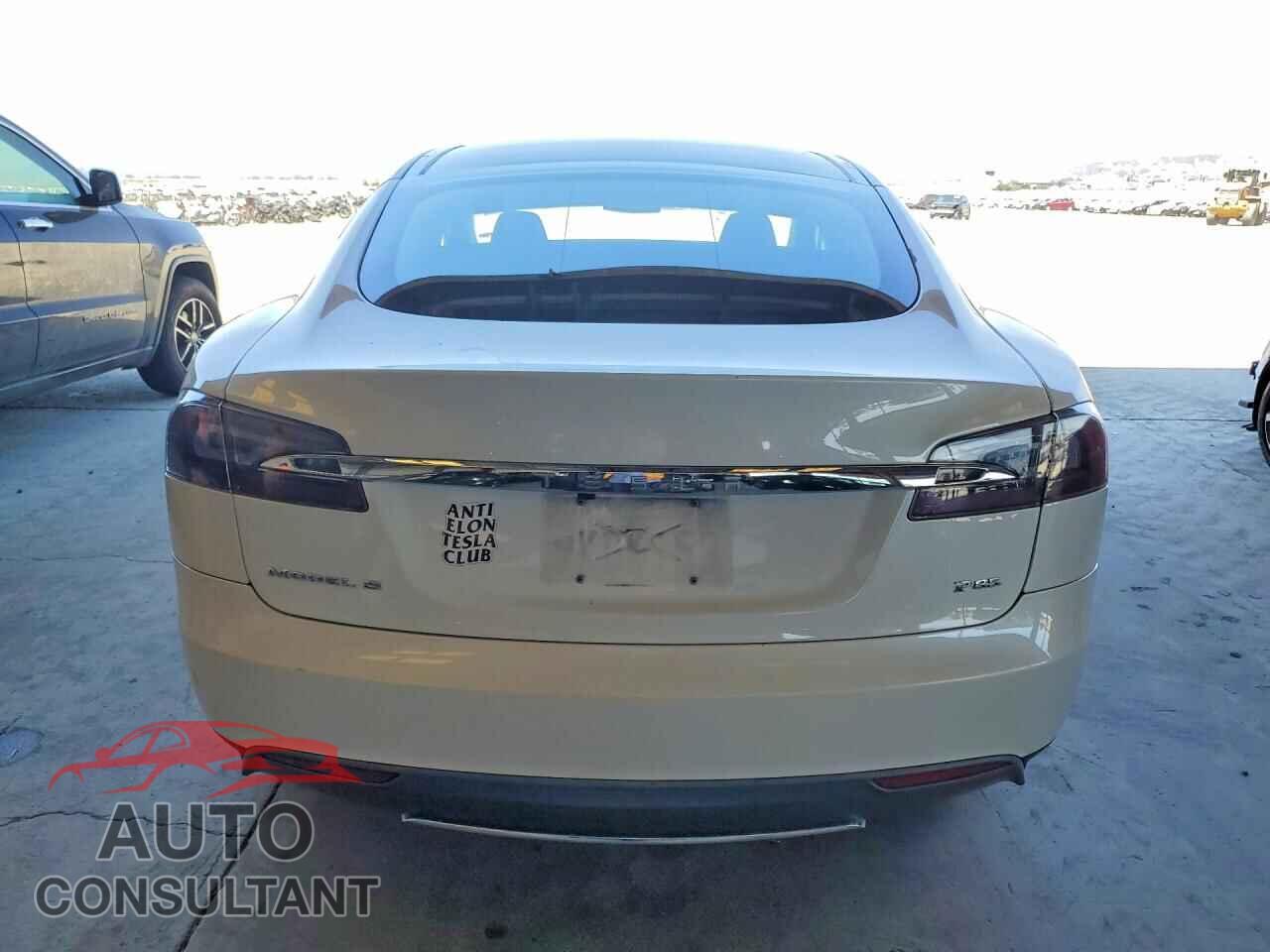 TESLA MODEL S 2012 - 5YJSA1CP2CFP02783