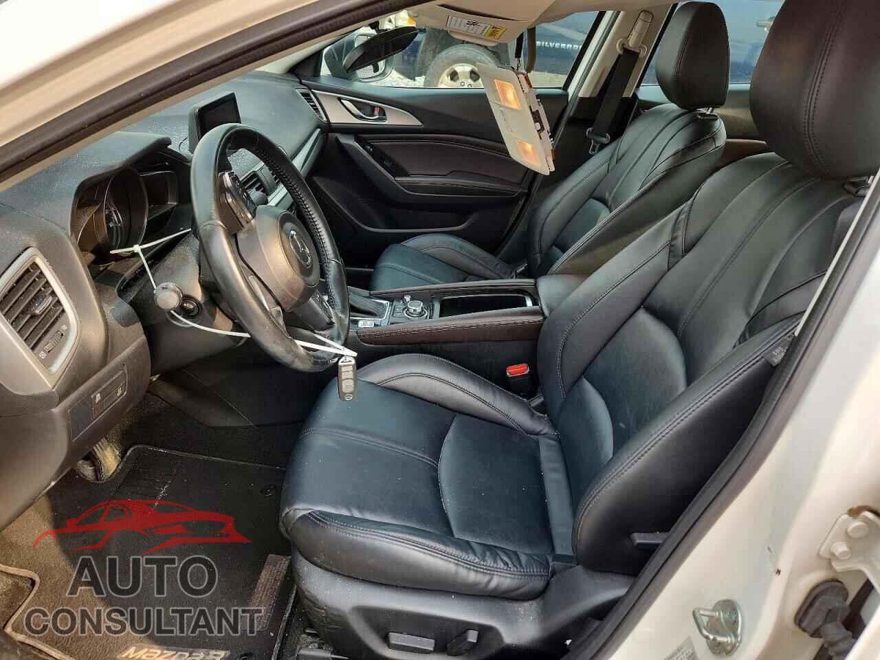 MAZDA 3 2017 - 3MZBN1V77HM104481