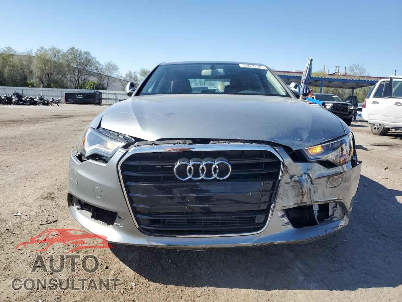 AUDI A6 2013 - WAUDFAFC6DN031640