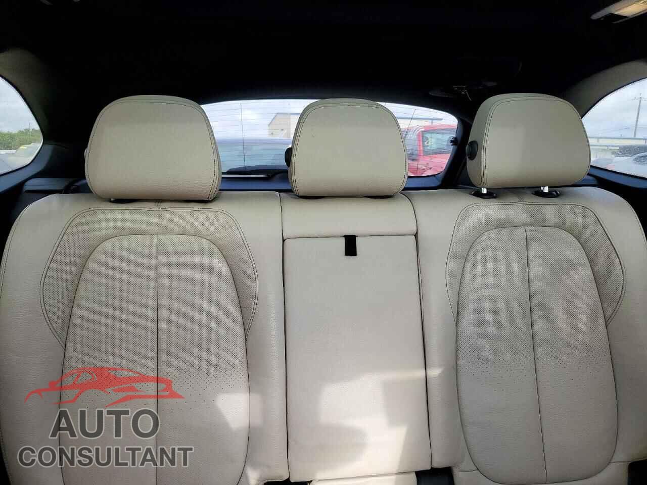 BMW X1 2017 - WBXHT3C3XH5F85076