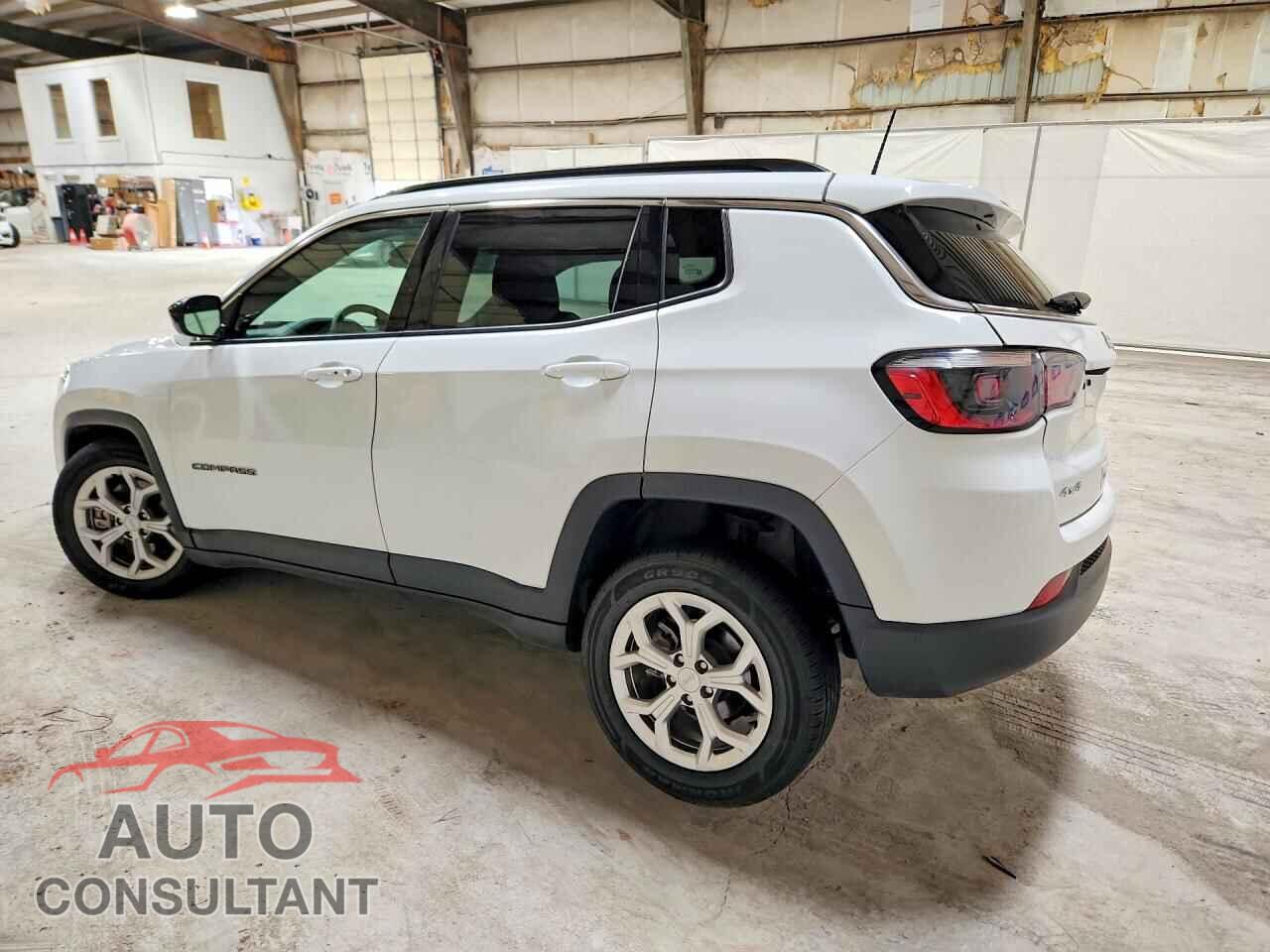 JEEP COMPASS 2024 - 3C4NJDBN1RT138567