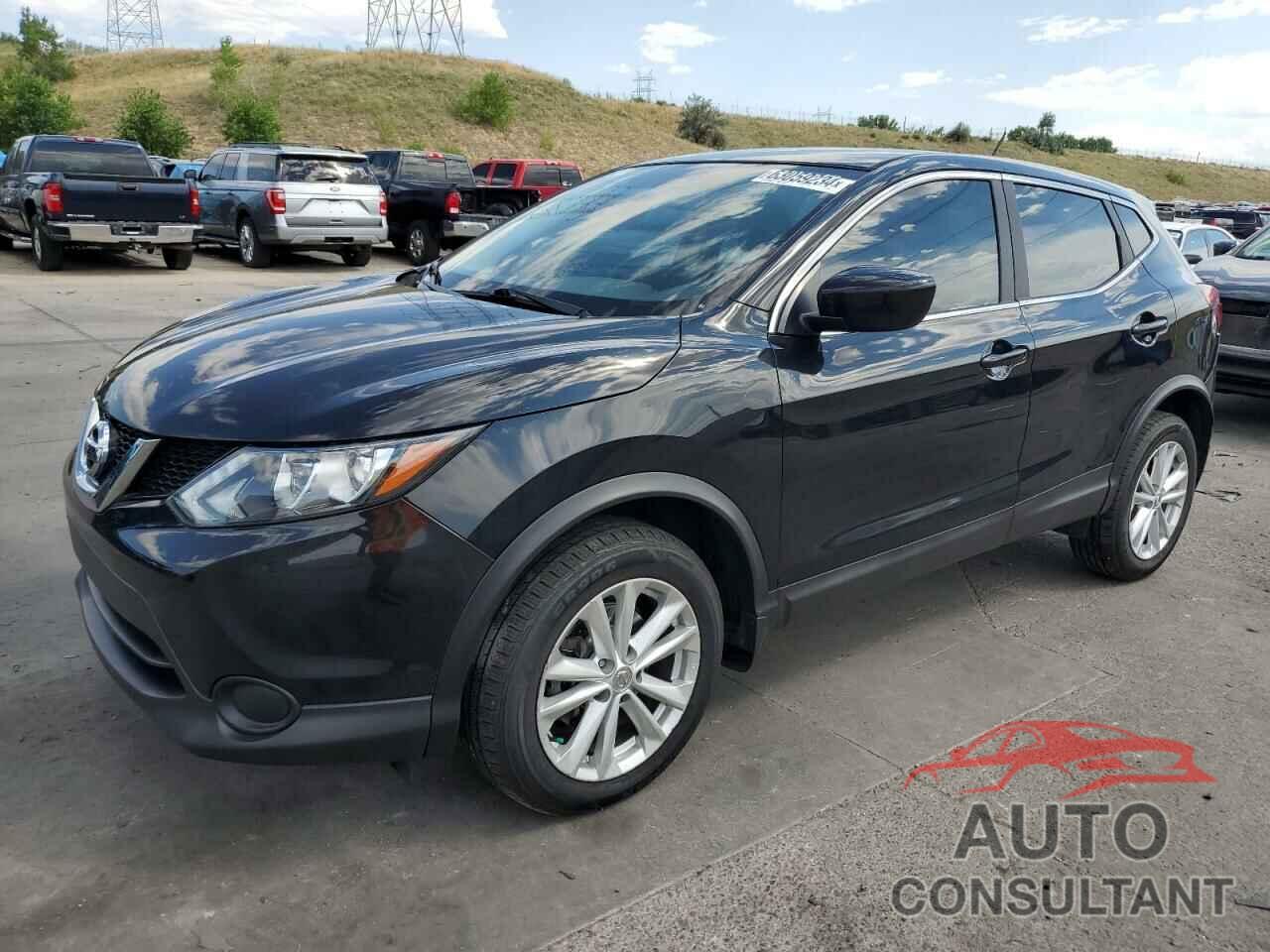 NISSAN ROGUE 2018 - JN1BJ1CR0JW202957