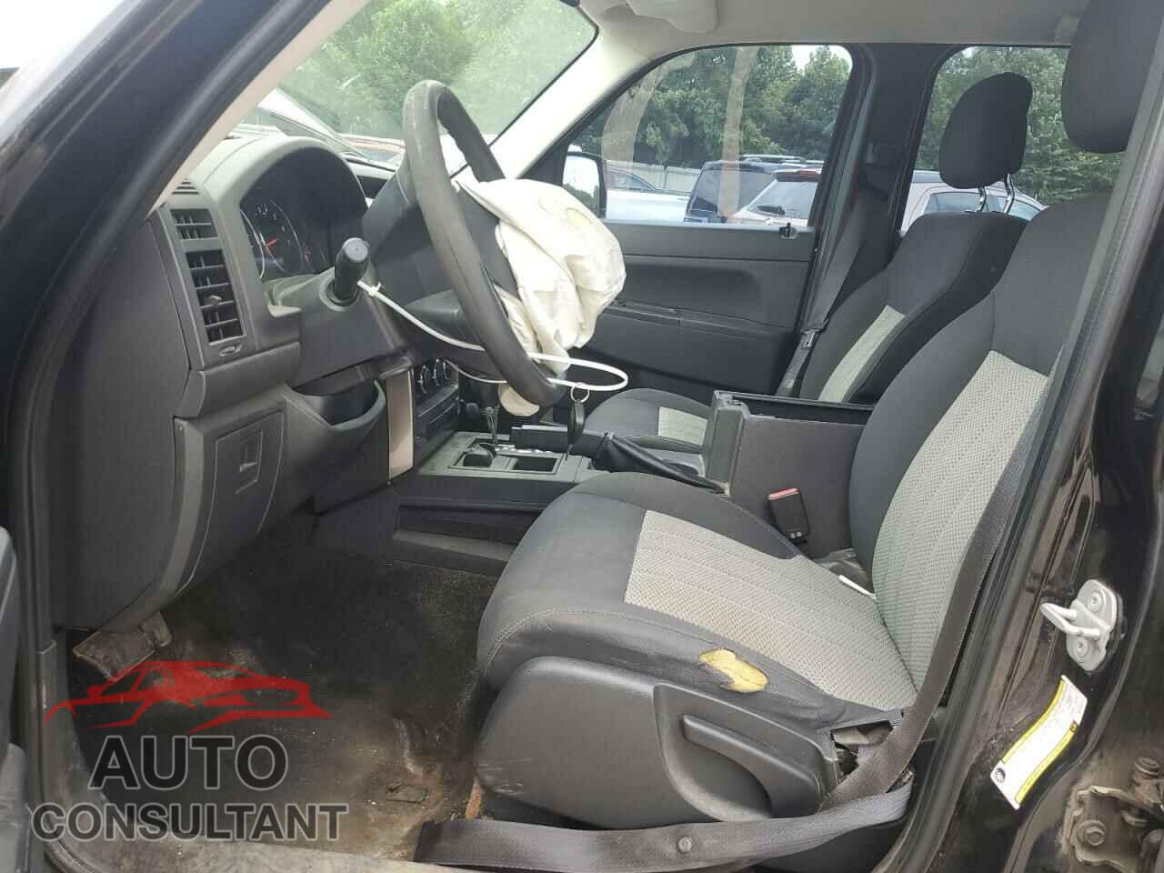 JEEP LIBERTY 2010 - 1J4PN2GK8AW100147