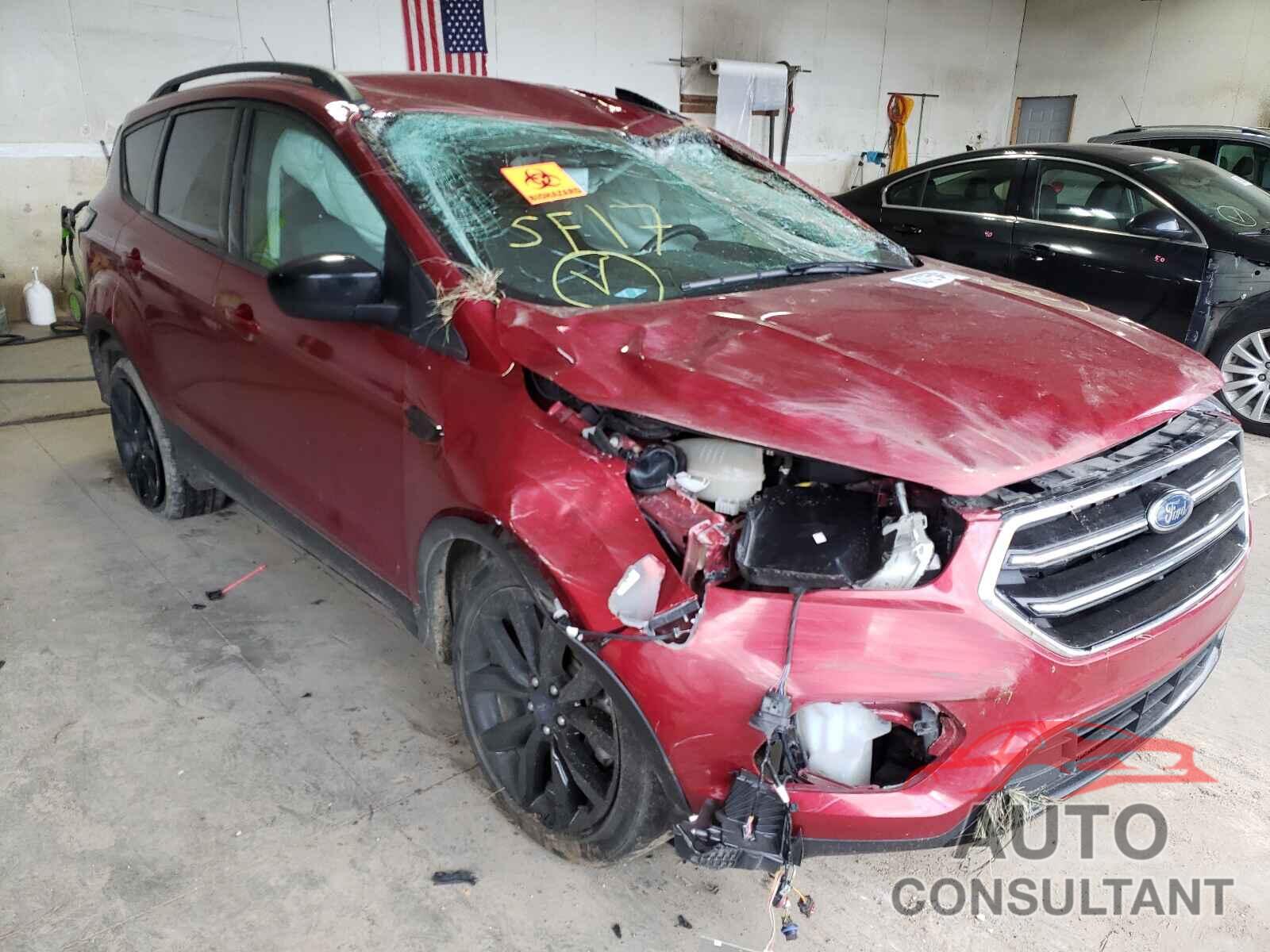 FORD ESCAPE 2017 - 1FMCU9GD8HUE70310