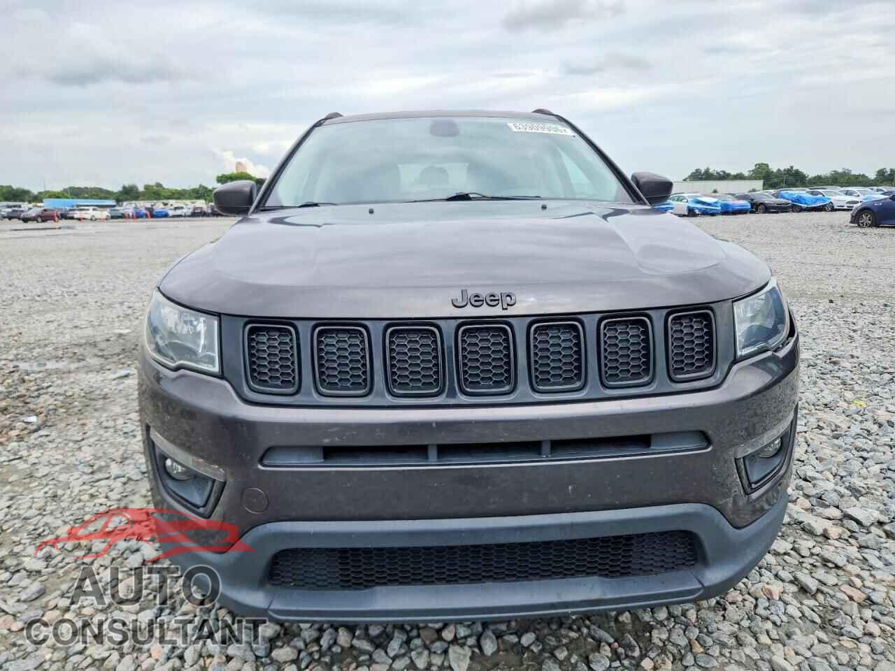 JEEP COMPASS 2018 - 3C4NJCBB3JT318315