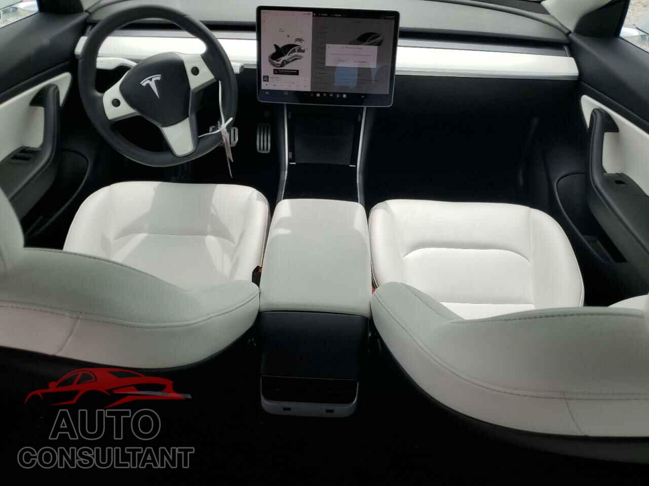 TESLA MODEL 3 2019 - 5YJ3E1EB5KF472701
