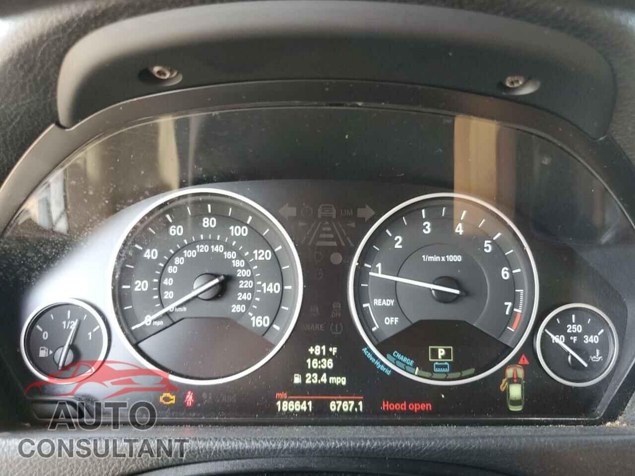 BMW 1 SERIES 2013 - WBA3F9C58DF483924