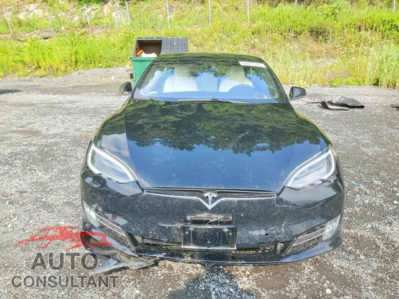 TESLA MODEL S 2018 - 5YJSA1E21JF287146