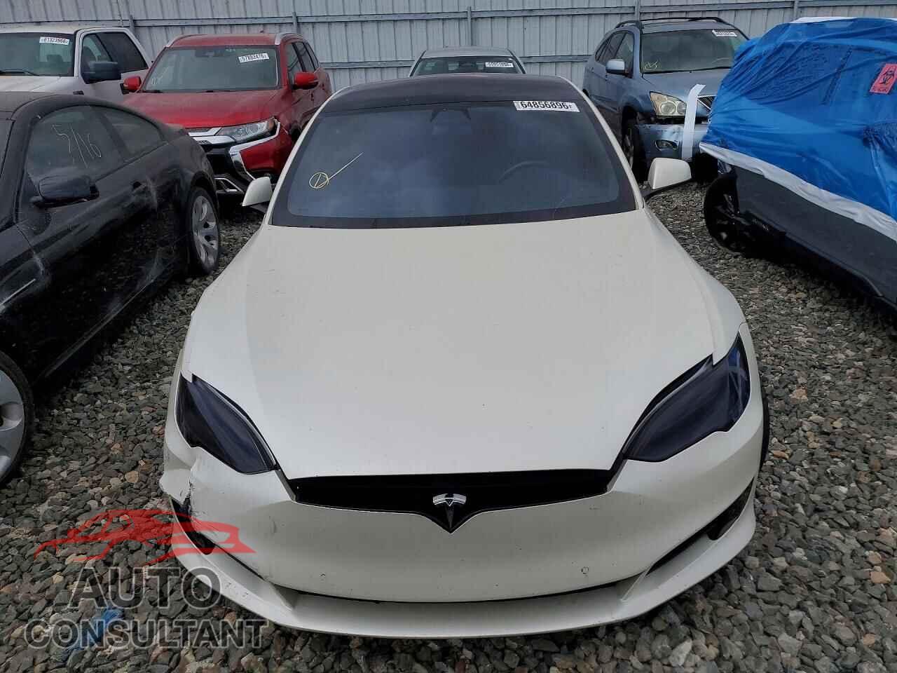 TESLA MODEL S 2017 - 5YJSA1E20HF208219