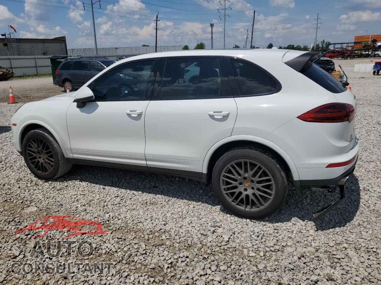 PORSCHE CAYENNE 2017 - WP1AA2A29HKA83455