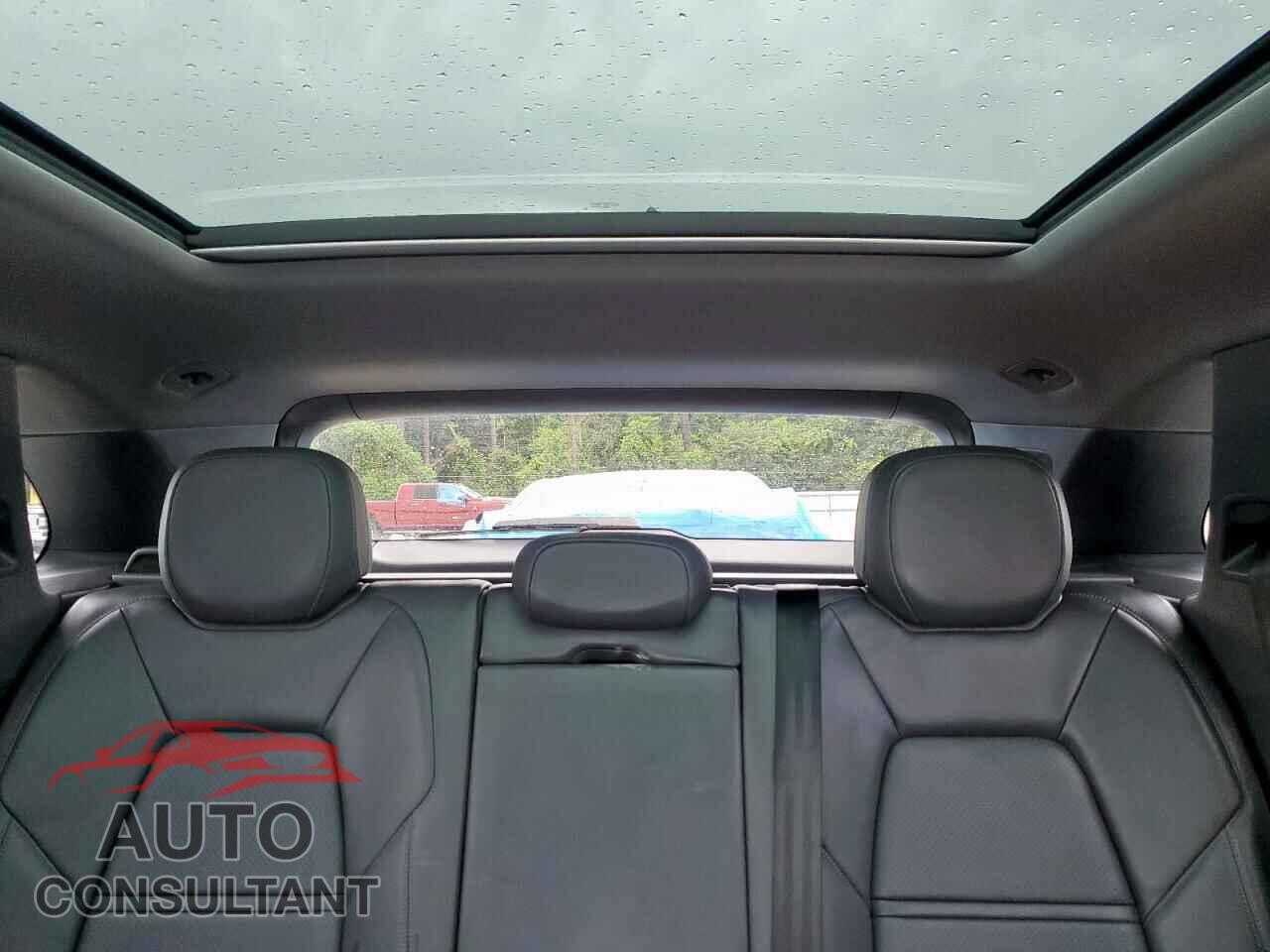 PORSCHE CAYENNE 2021 - WP1AA2AY1MDA06839