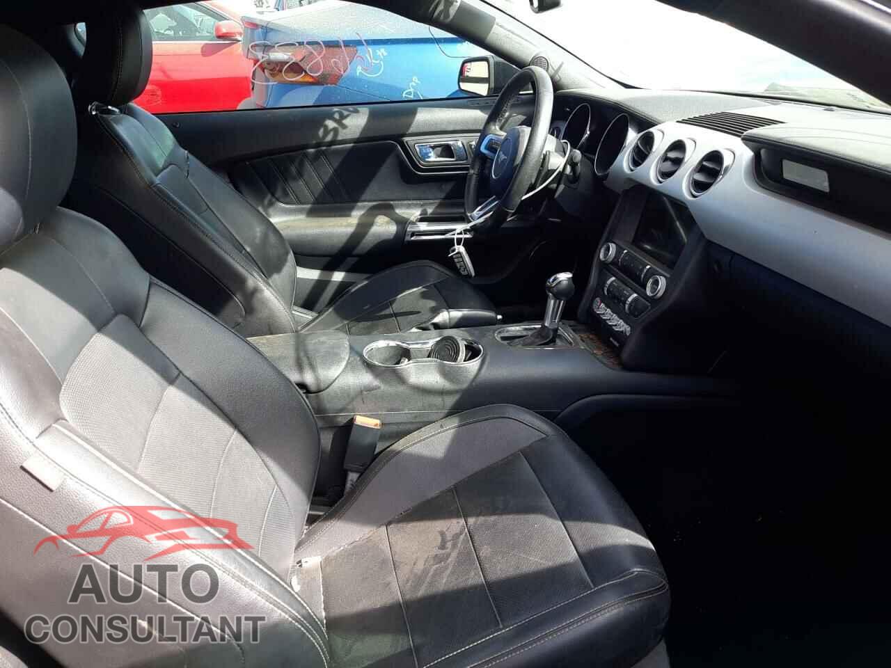FORD MUSTANG 2017 - 1FA6P8TH5H5272635