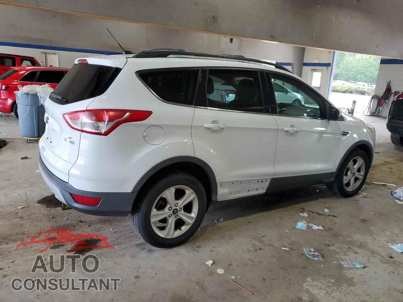 FORD ESCAPE 2013 - 1FMCU0GX0DUB88159