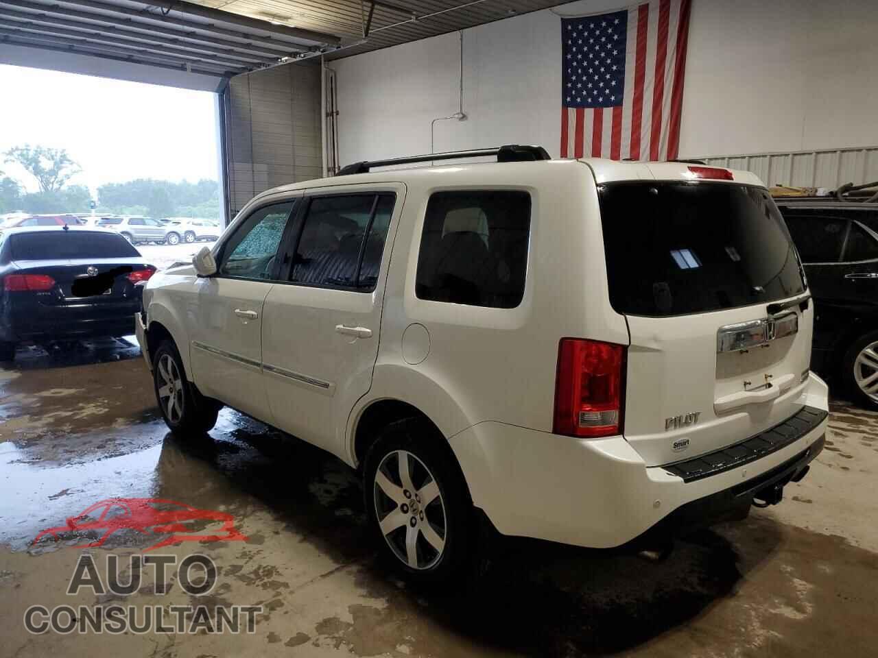 HONDA PILOT 2013 - 5FNYF4H92DB030586