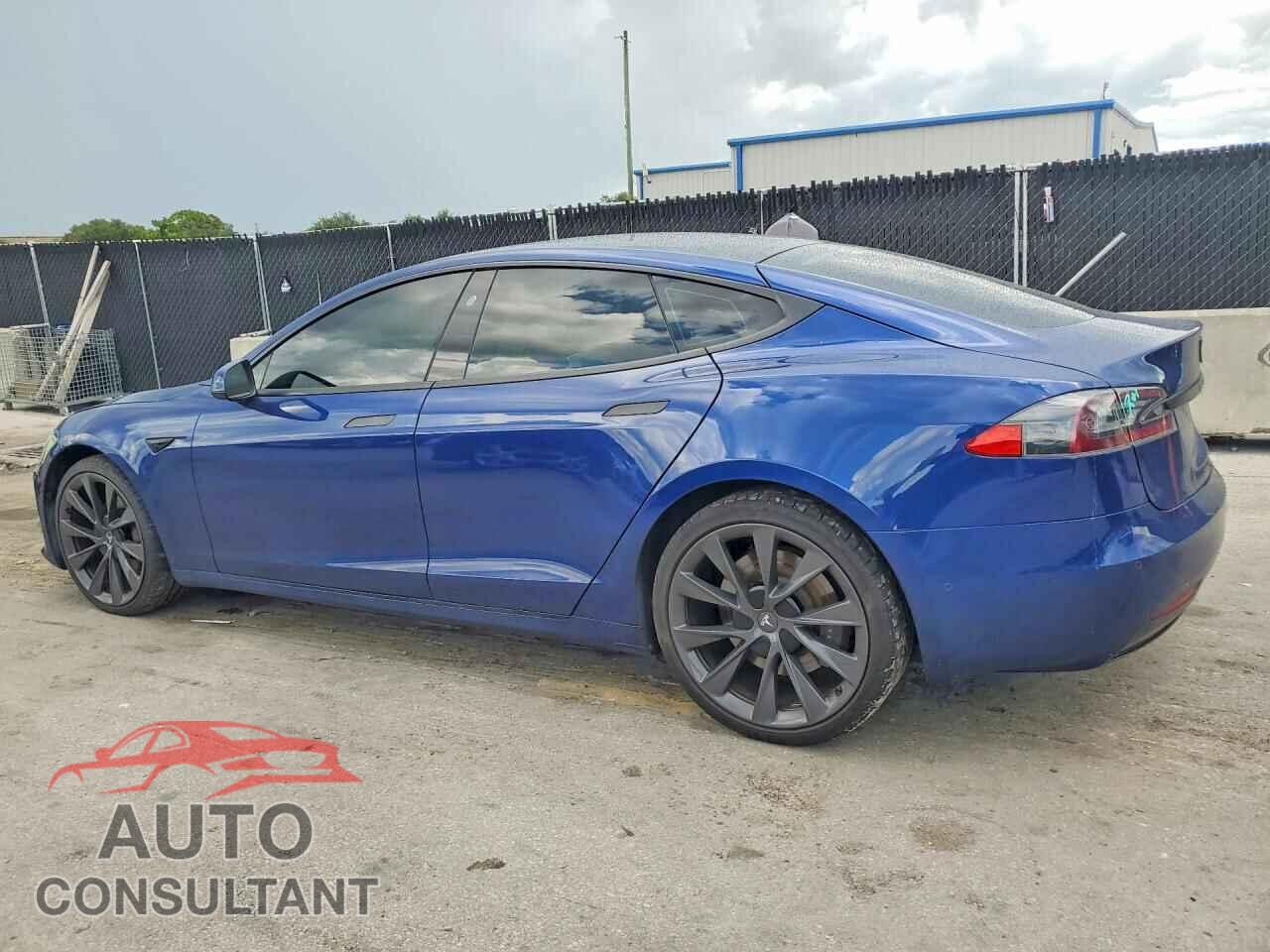 TESLA MODEL S 2017 - 5YJSA1E21HF207063