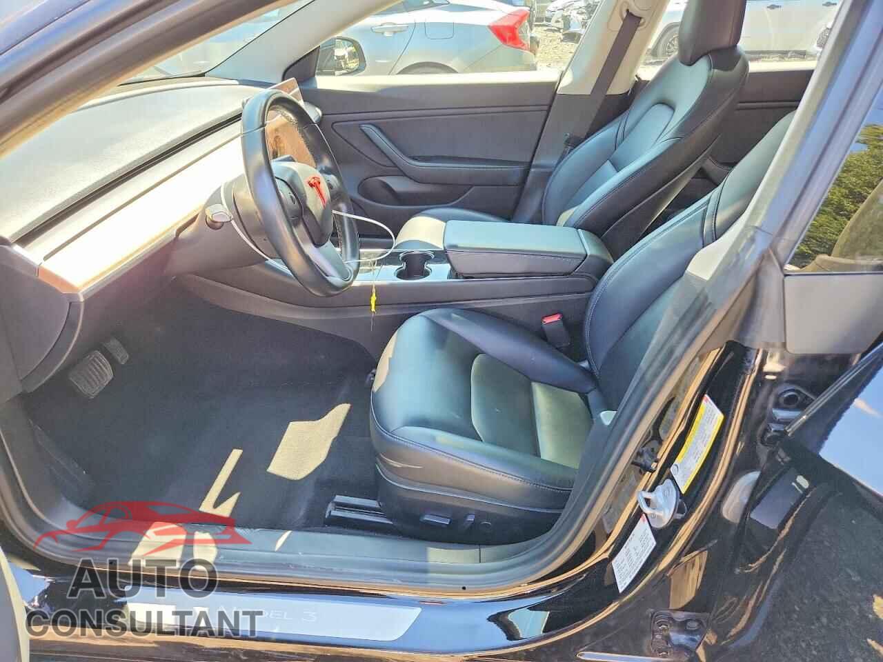 TESLA MODEL 3 2018 - 5YJ3E1EB6JF128082