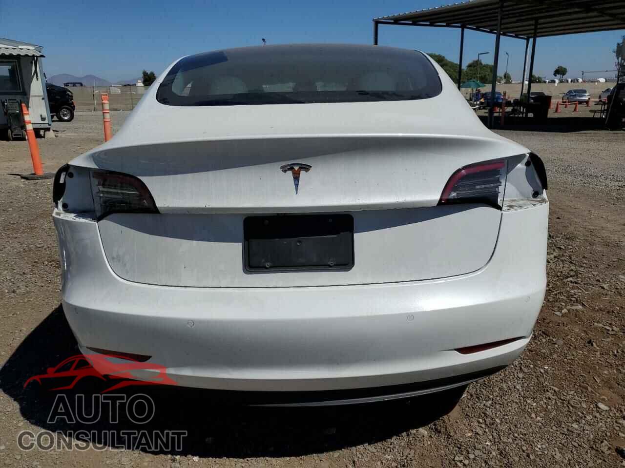 TESLA MODEL 3 2021 - 5YJ3E1EA3MF877904