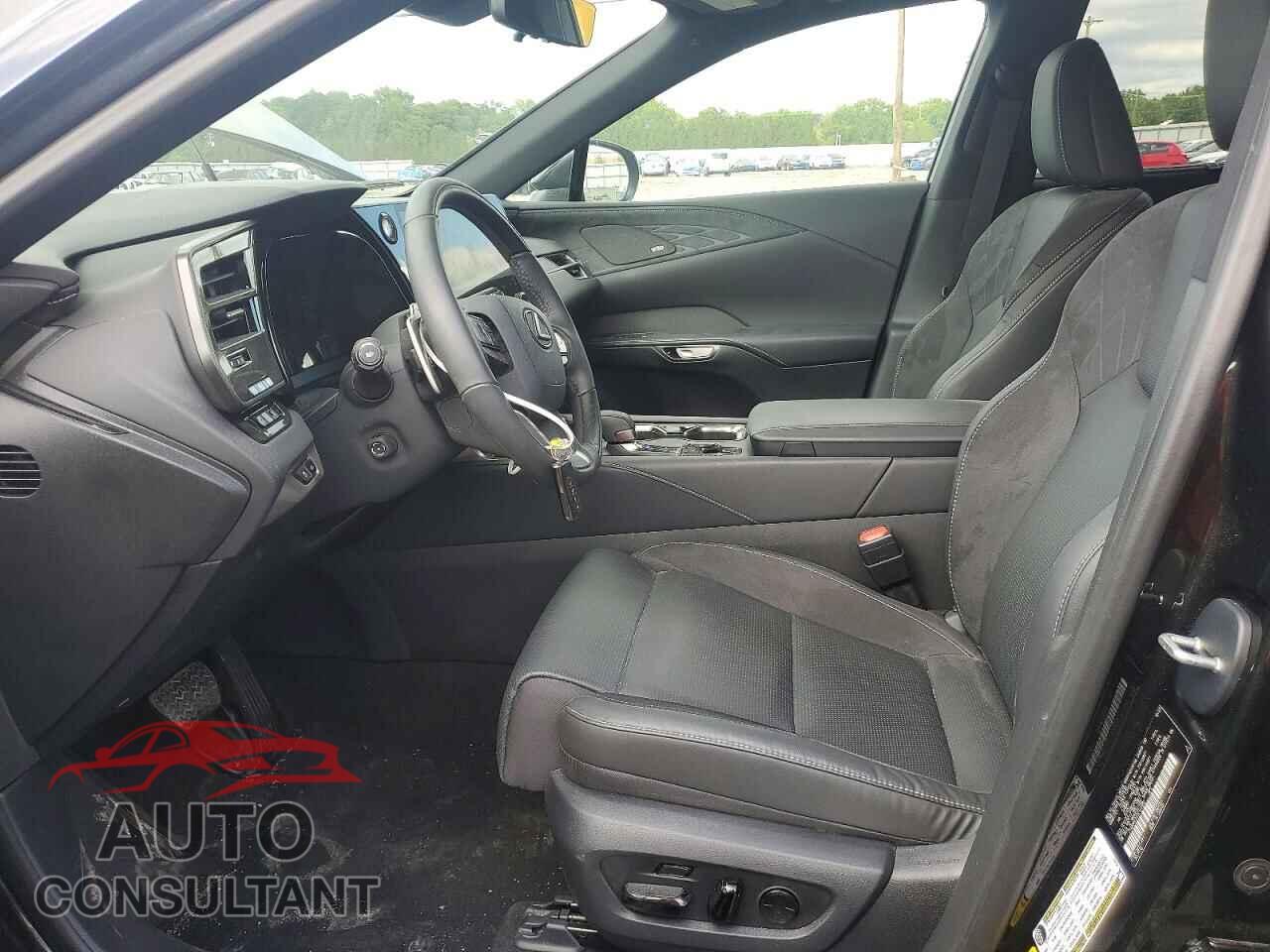 LEXUS UNKNOWN 2025 - 2T2BBMCA4SC104932