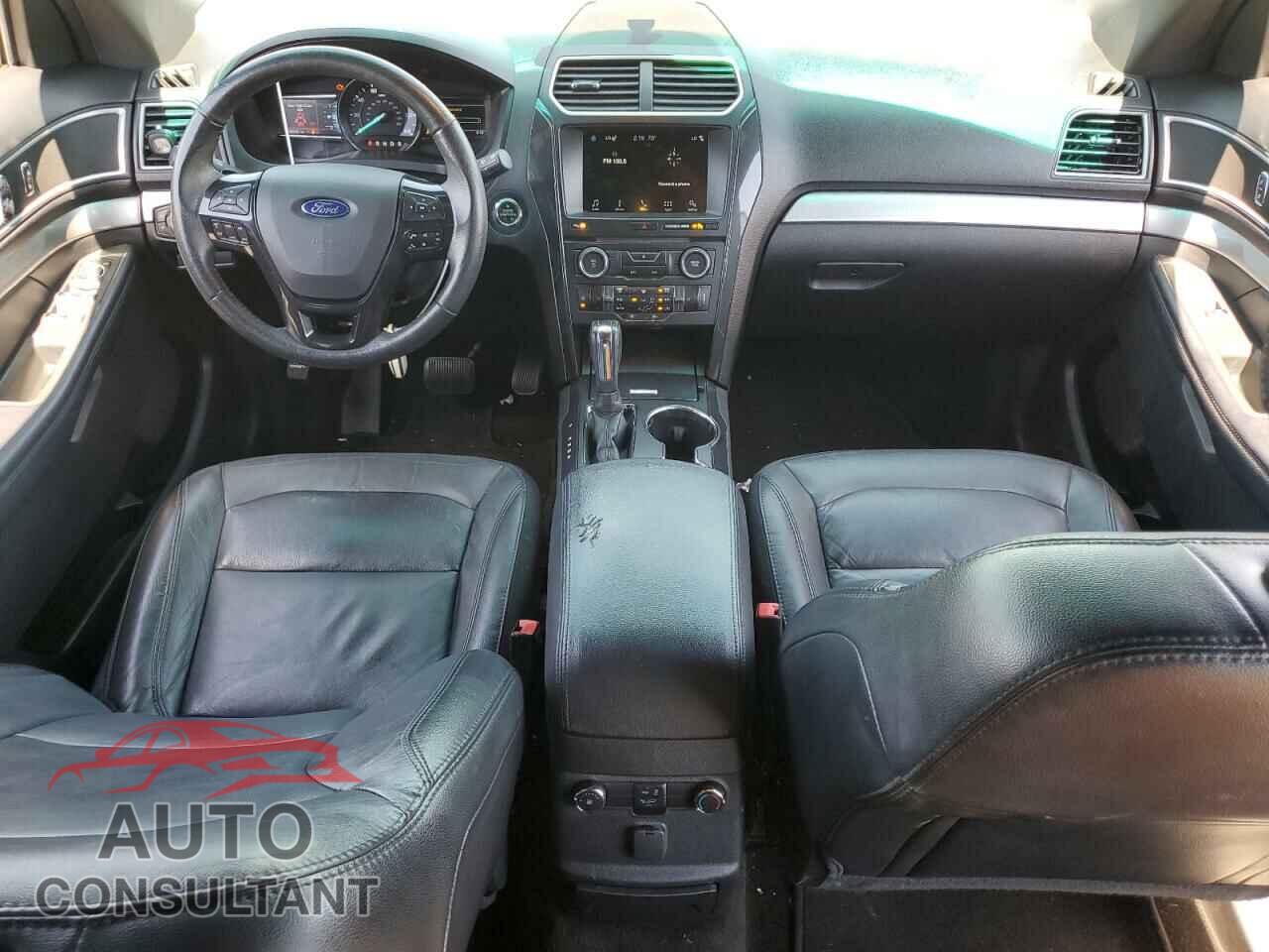 FORD EXPLORER 2017 - 1FM5K7DH8HGA70577
