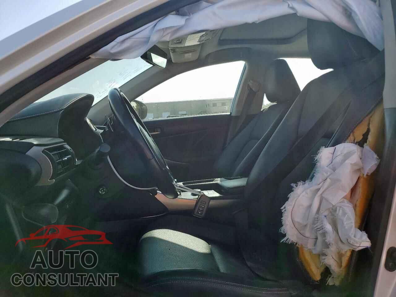 LEXUS IS 2020 - JTHDA1D29L5101284
