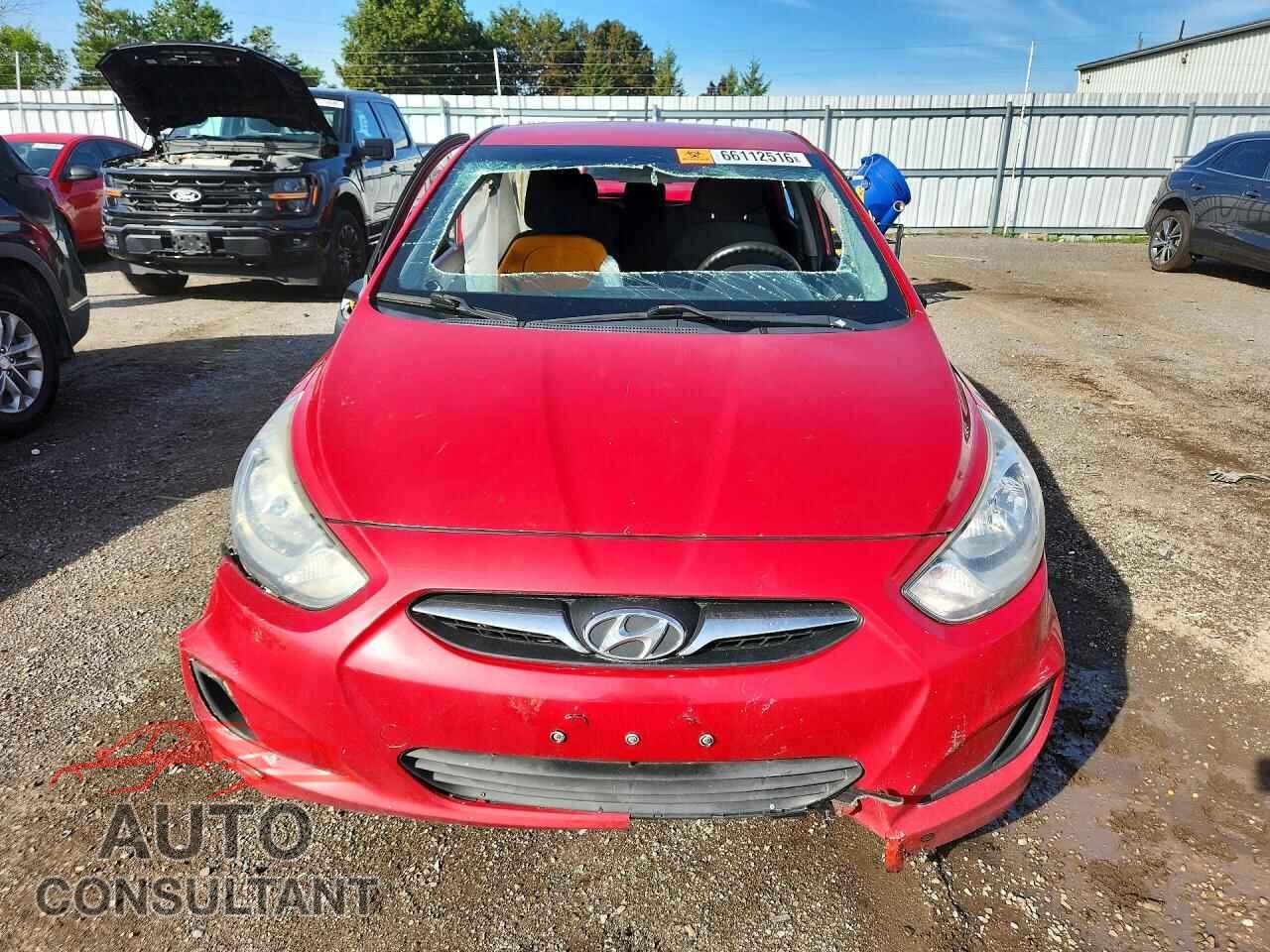 HYUNDAI ACCENT 2012 - KMHCT5AEXCU008367