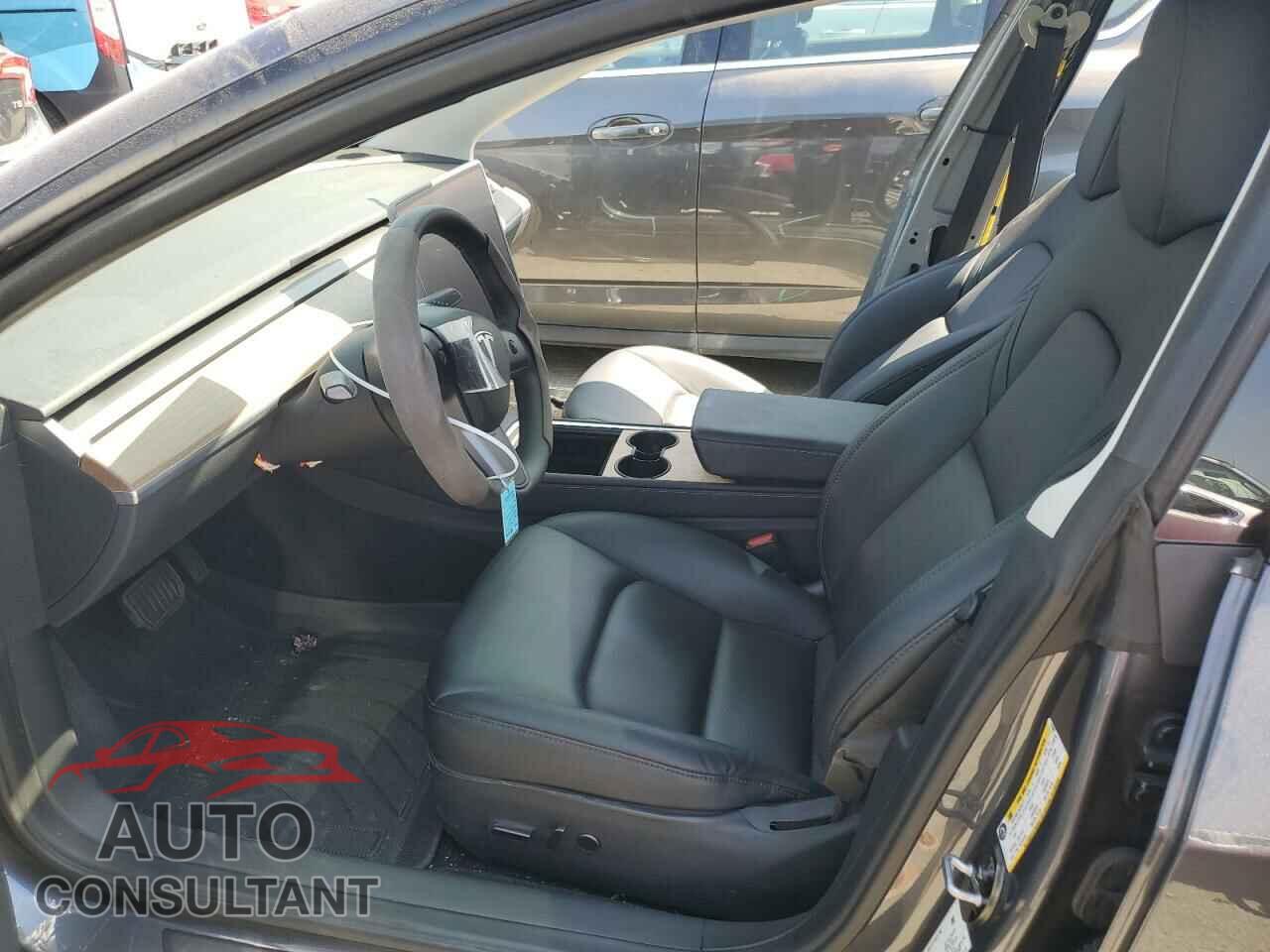 TESLA MODEL 3 2023 - 5YJ3E1EA9PF613607