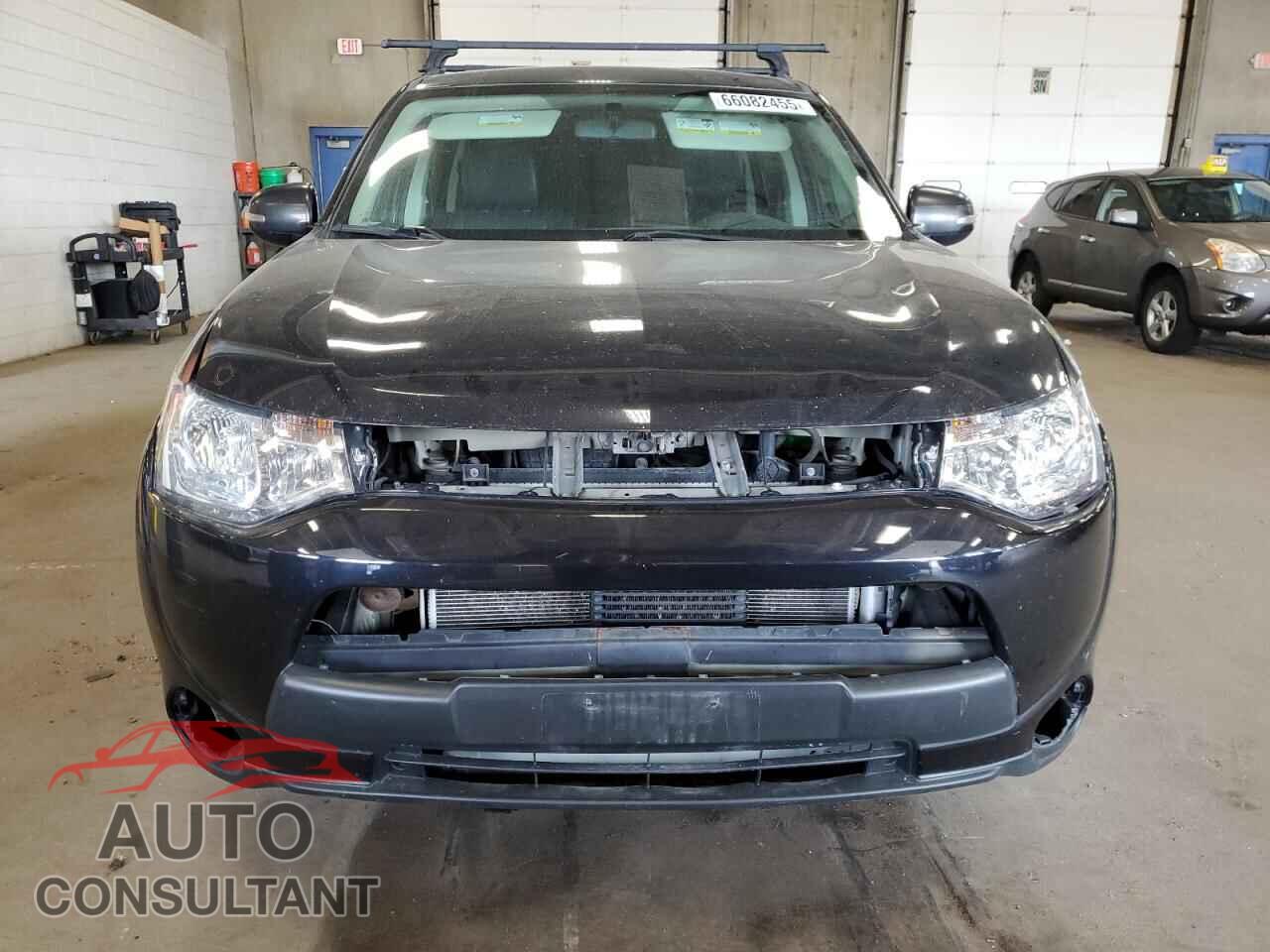 MITSUBISHI OUTLANDER 2014 - JA4AZ3A34EZ004716