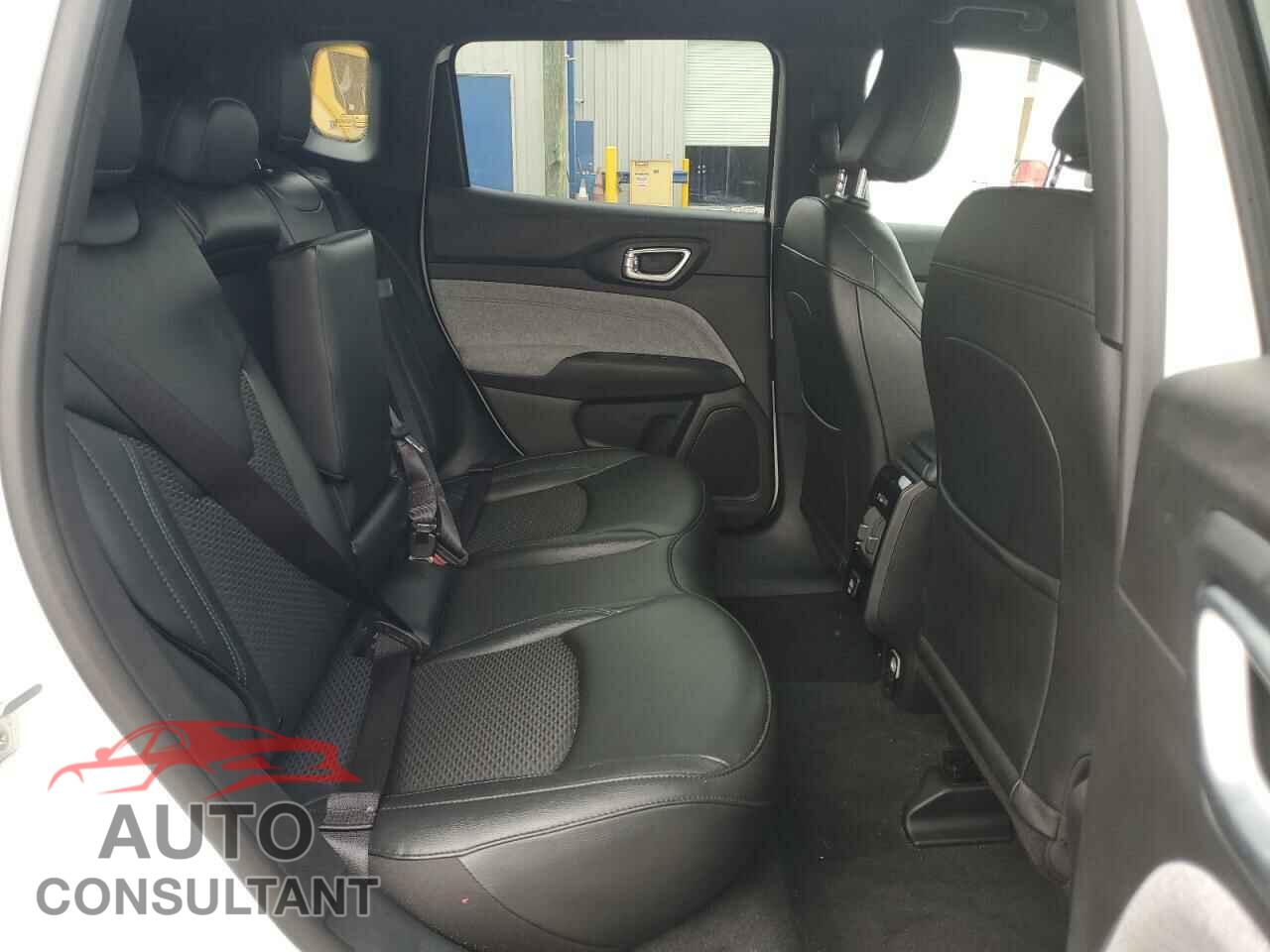 JEEP COMPASS 2024 - 3C4NJDBNXRT607252