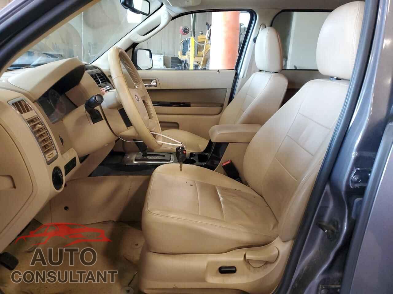 FORD ESCAPE 2011 - 1FMCU9E74BKB39384
