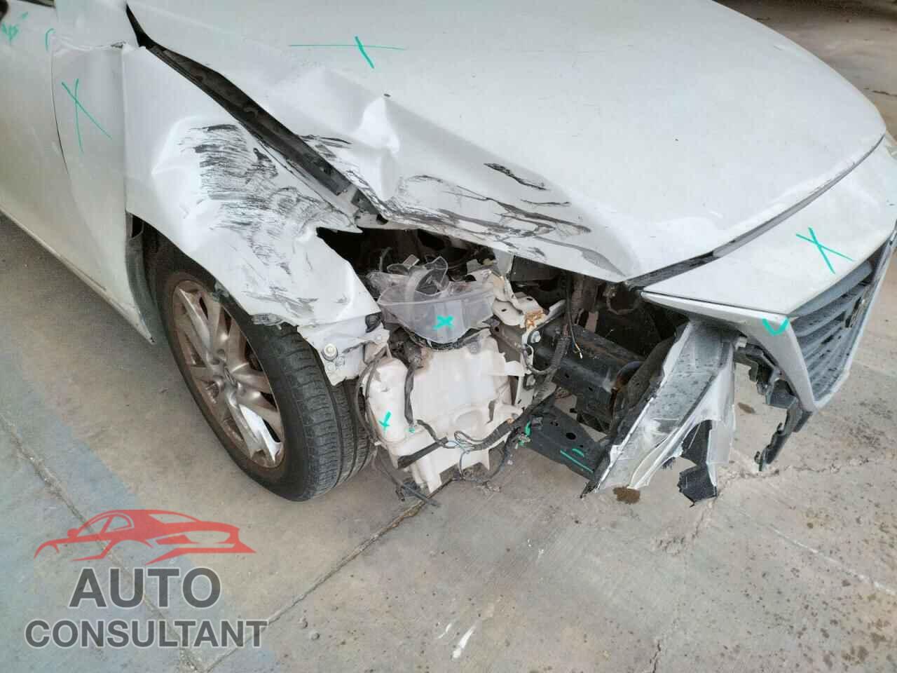 MAZDA 3 2016 - 3MZBM1M76GM273913