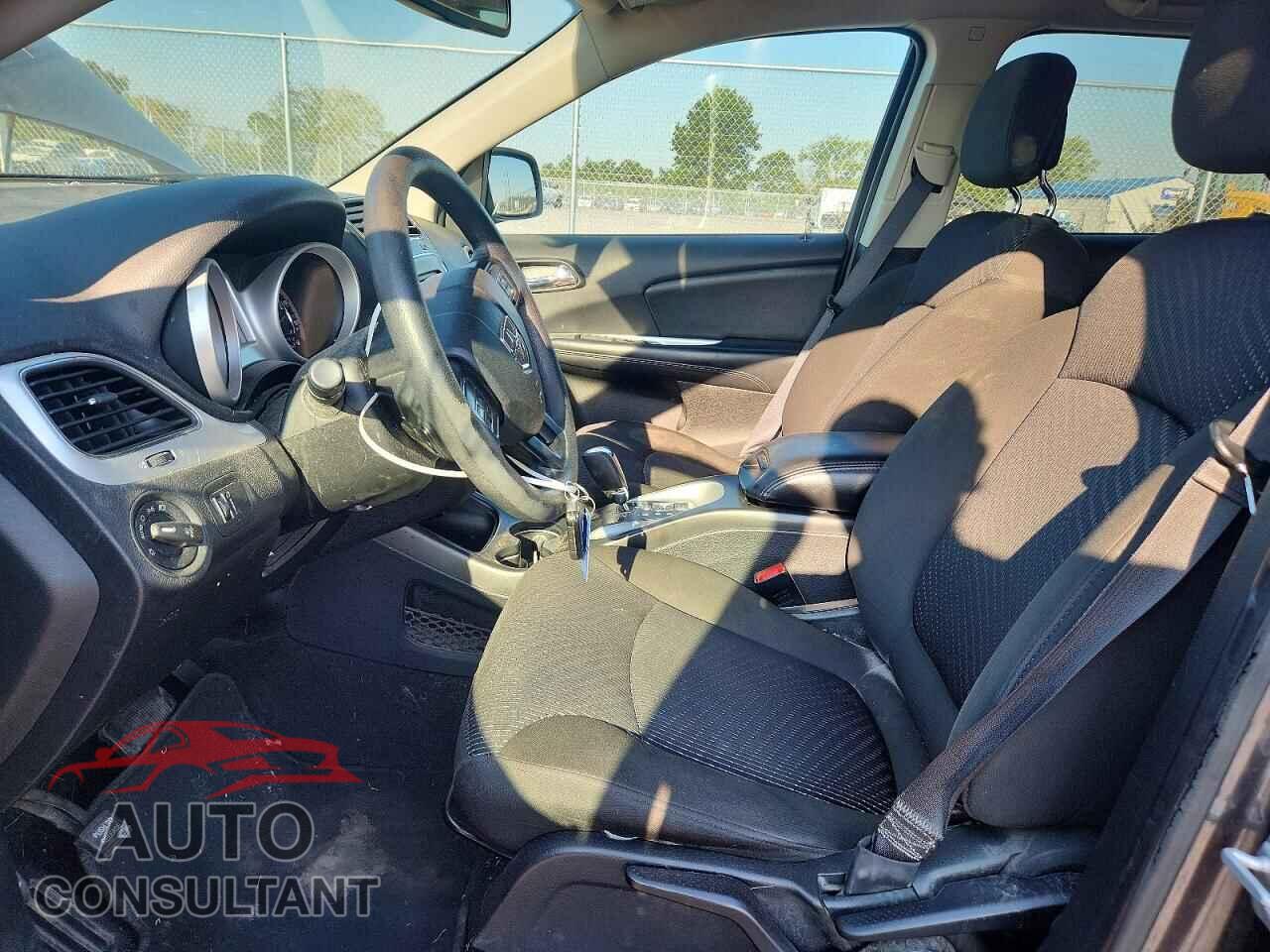 DODGE JOURNEY 2019 - 3C4PDCBB0KT719208