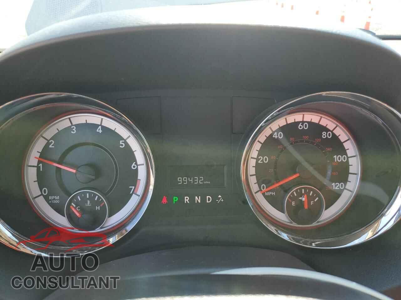 DODGE CARAVAN 2013 - 2C4RDGBG0DR700367