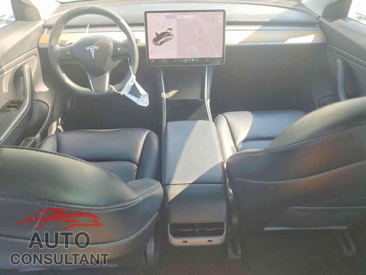 TESLA MODEL 3 2019 - 5YJ3E1EA0KF484097