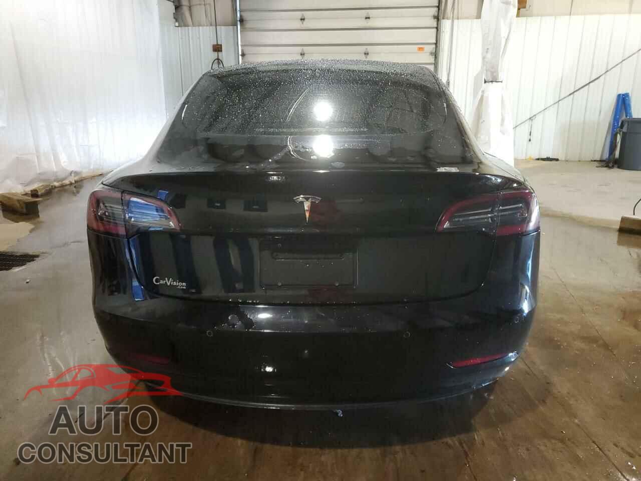TESLA MODEL 3 2019 - 5YJ3E1EA7KF325206