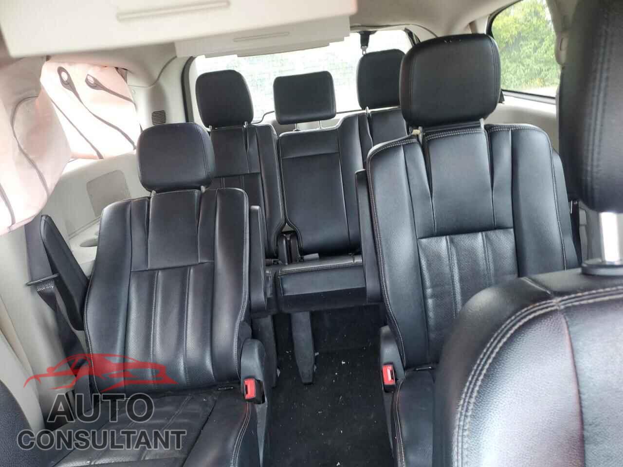 DODGE CARAVAN 2015 - 2C4RDGDG3FR574778