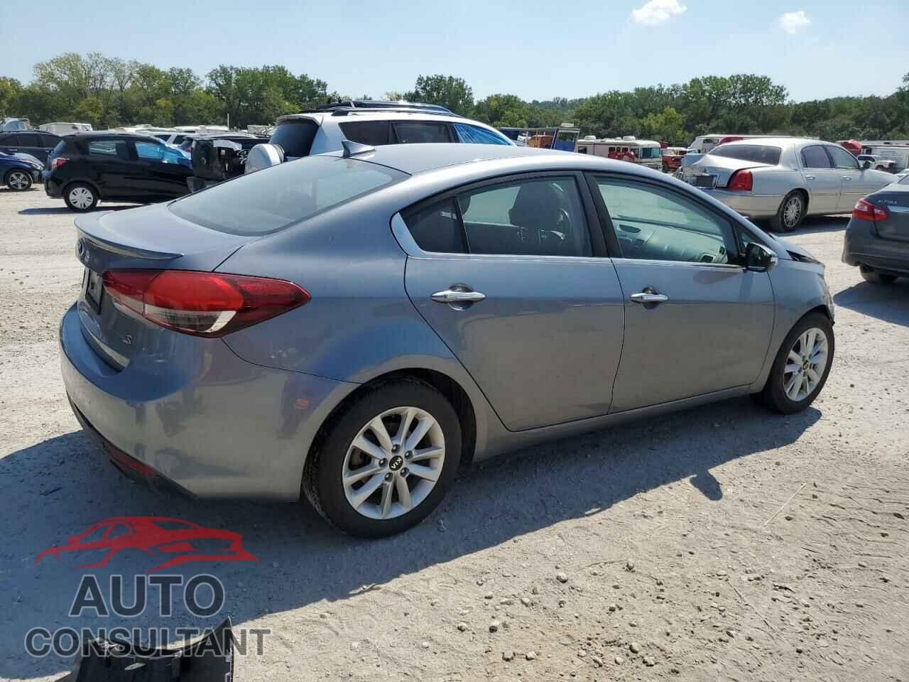 KIA FORTE 2017 - 3KPFL4A75HE010322